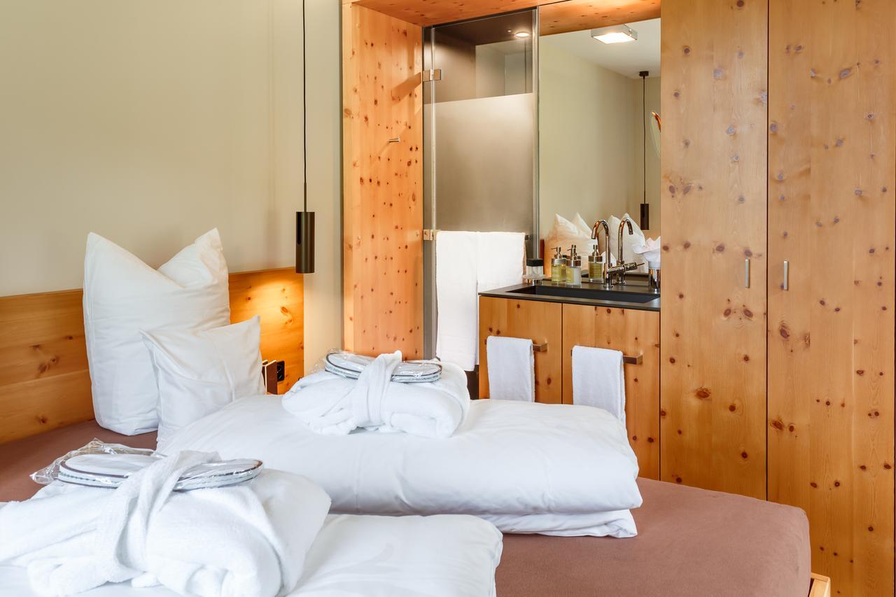 The Alpina Mountain Resort Tschiertschen Extérieur photo